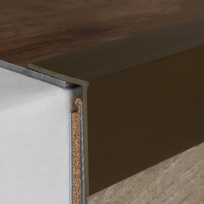 Cornière PVC pour marchettes escalier cornière en PVC | 35 mm largeur | PVC | type 246