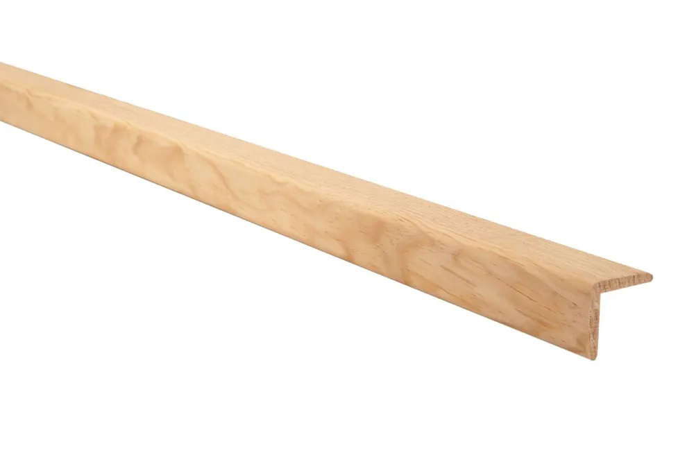 Baguette d&rsquo;angle bords arrondis en pin des Landes 30×30 mm Long. 2,40 m